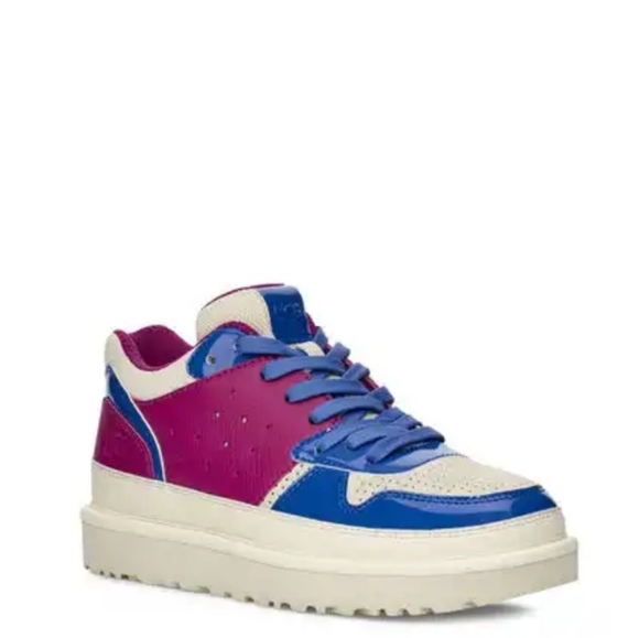 🔥SALE Ugg Women's highland leather sneaker - Picture 1 of 7